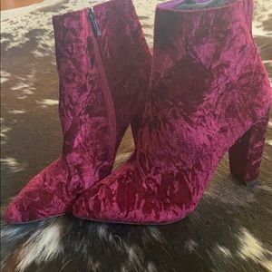 BRAND NEW Jessica Simpson velvet maroon booties
